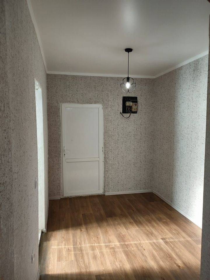 1000066867